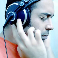 Yaser Mahmoudi – Eshghe Jadoee To